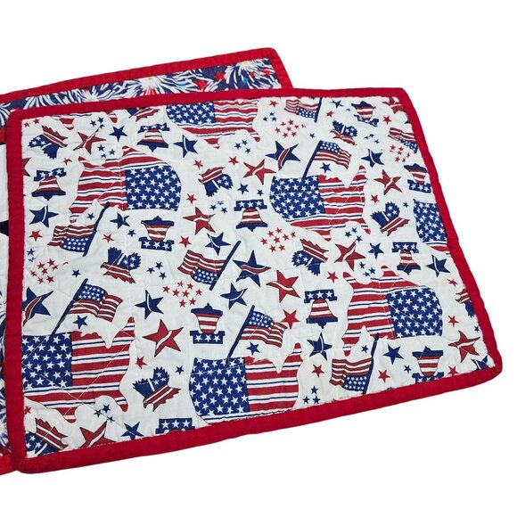 Patriotic Quilted Placemats Set Of 4 Fireworks & Stars Double-Sided Design Red/W - Picture 9 of 15